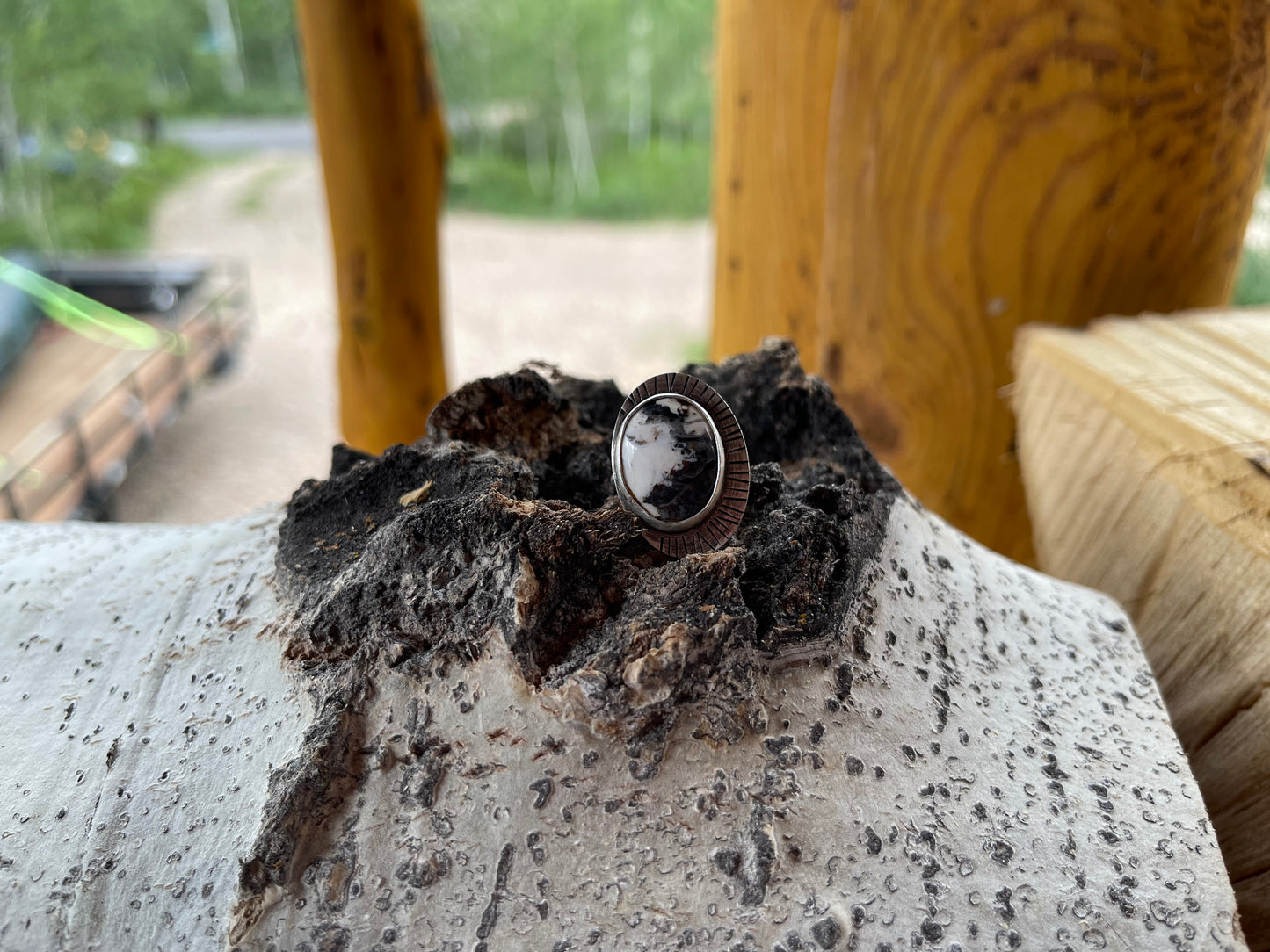 white buffalo sunray ring • size 5.5